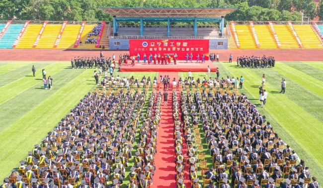 畢業(yè)典禮|故事沒有終點，少年一往無前